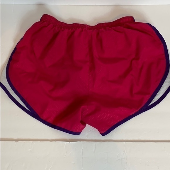 Nike Small Women’s Athletic Shorts Size Small - Picture 3 of 9